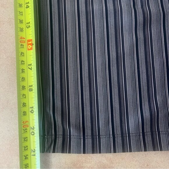 Nike Striped Stretch Pull On Capris - Picture 9 of 10